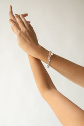 PEARL CHARM CHAIN BRACELET