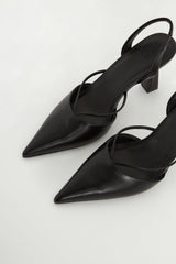 POINTED TOE HEEL