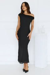 Xenia Off Shoulder Midi Dress
