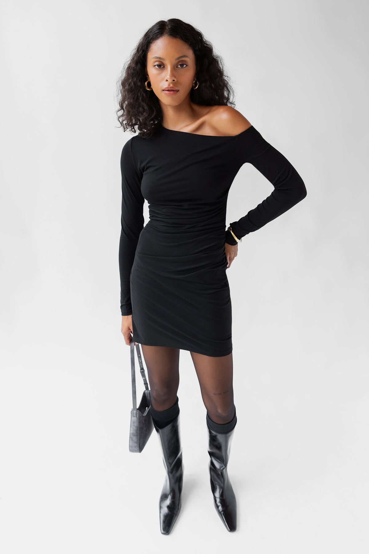 OFF SHOULDER LONG SLEEVE MINI DRESS
