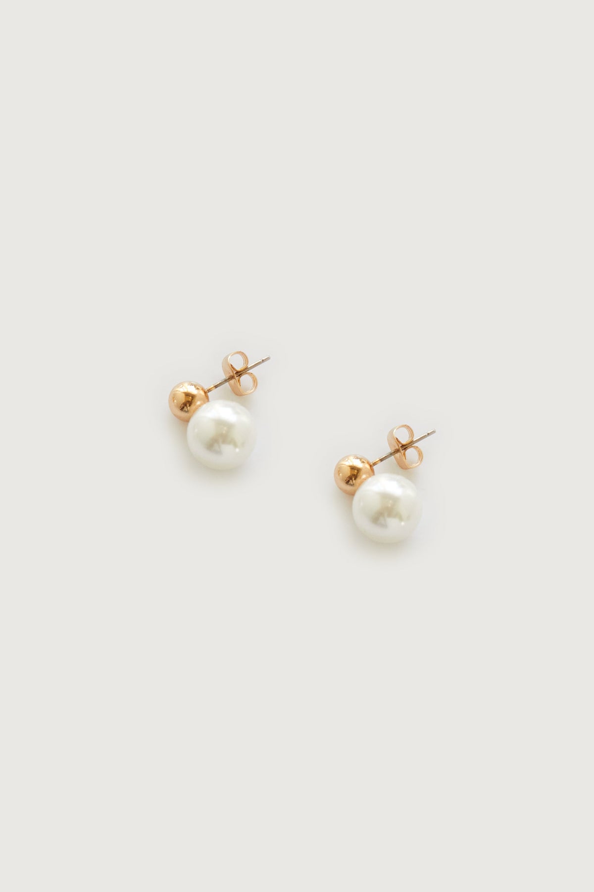 PEARL DROP STUDS