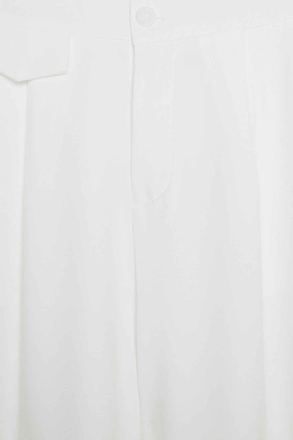 CROPPED BLAZER AND PANT SET