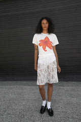 RED FLOWER GRAPHIC T-SHIRT